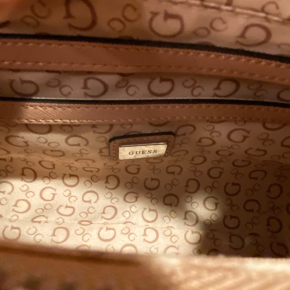 Guess Pink Shoulder Bag with Monogram Pattern - Picture 6 of 7